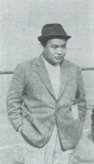 円谷一