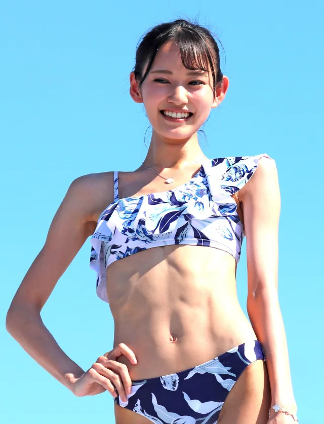 八掛うみ