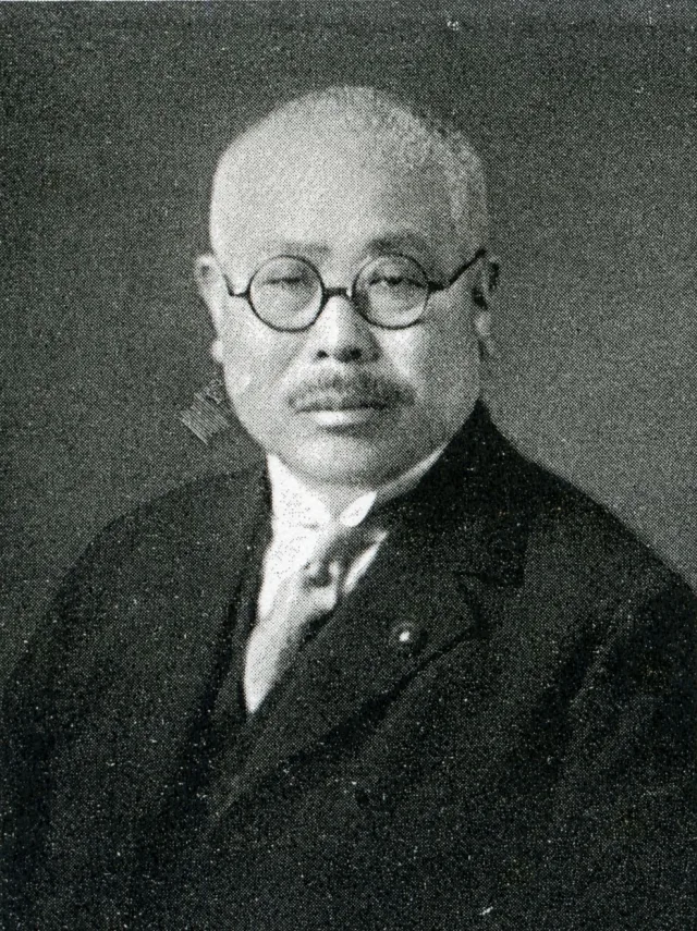 井本常作