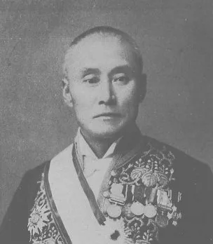 服部一三