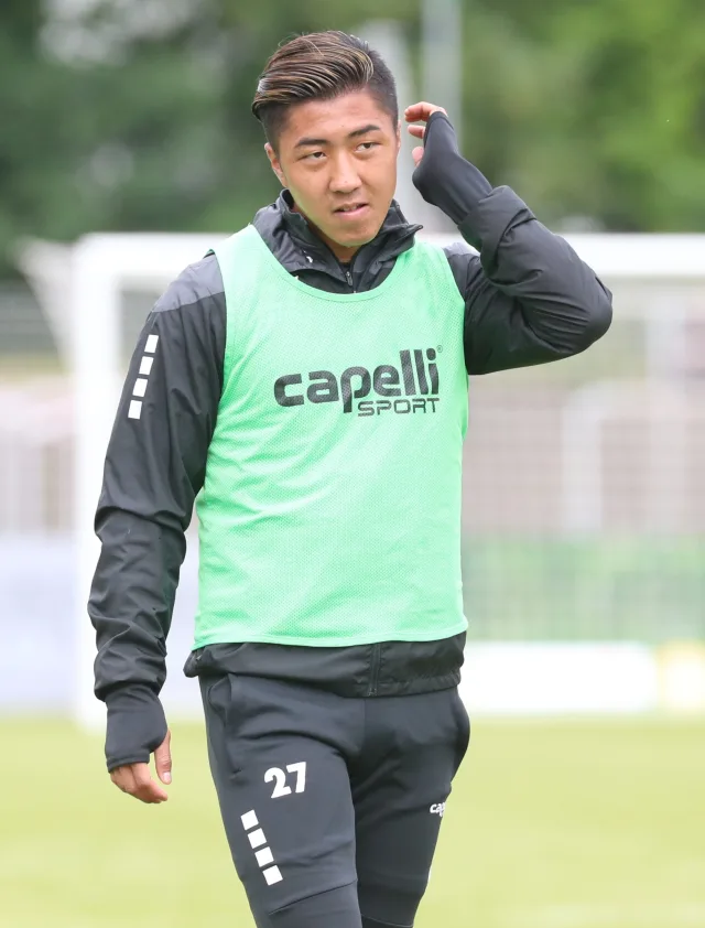山田真史