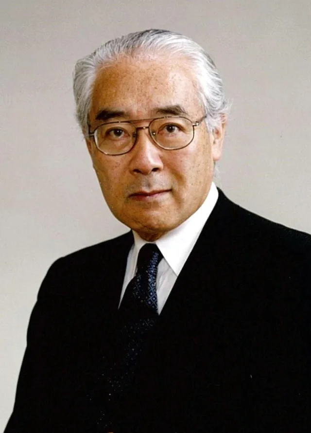 鈴村興太郎