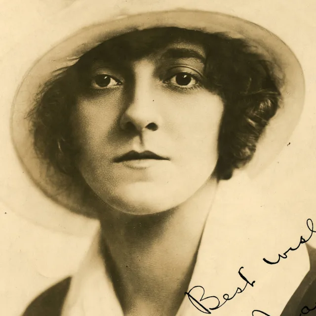 Elsie Janis