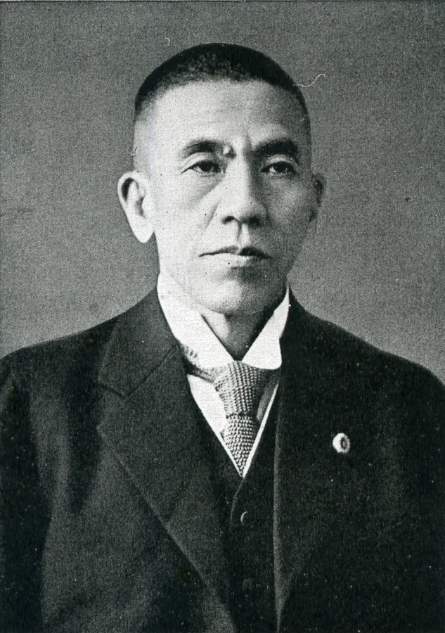 青山憲三