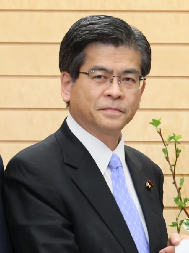 石井啓一