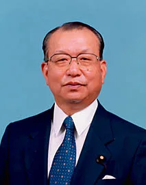 依田智治