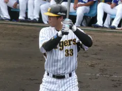 葛城育郎