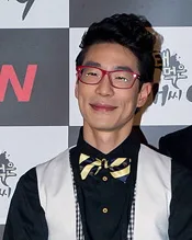 シム・ジンボ
