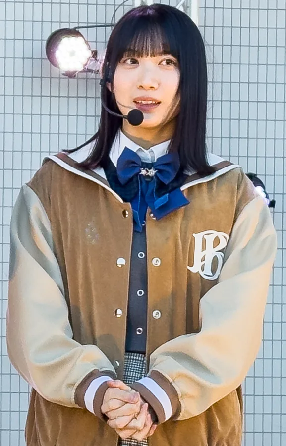 八木仁愛