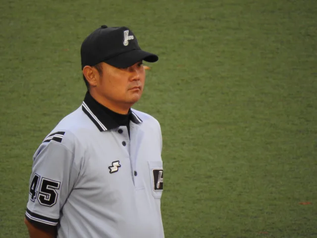 山路哲生
