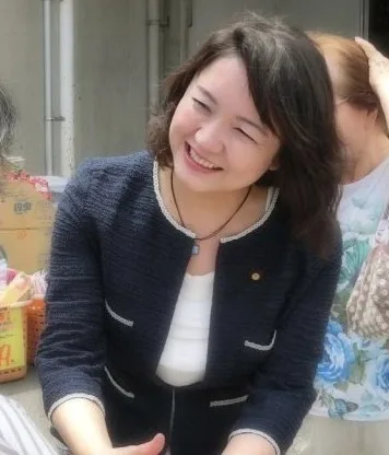 竹谷とし子