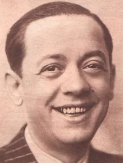 Valeriano León