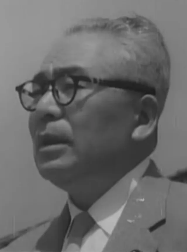 赤城宗徳