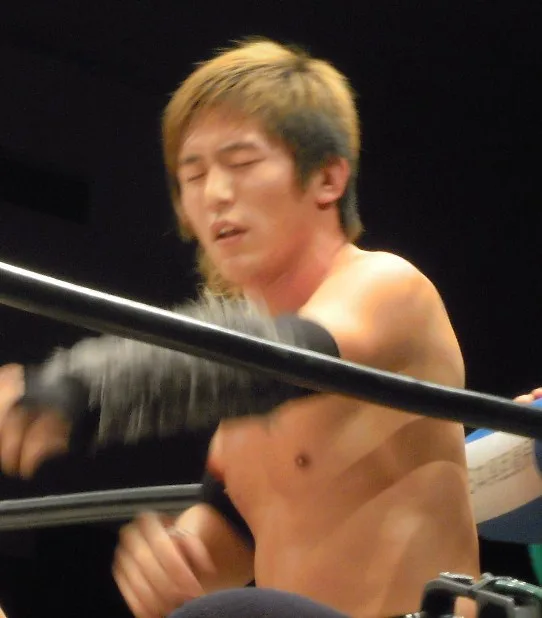 大石真翔