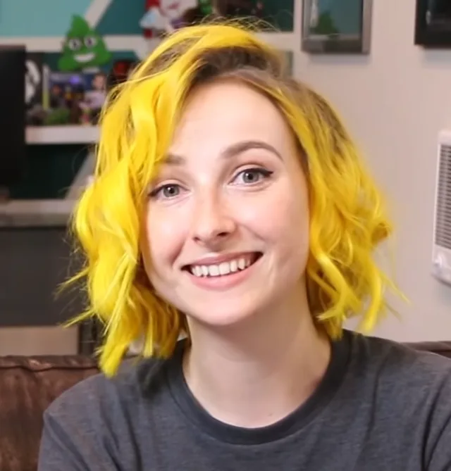 Tessa Violet