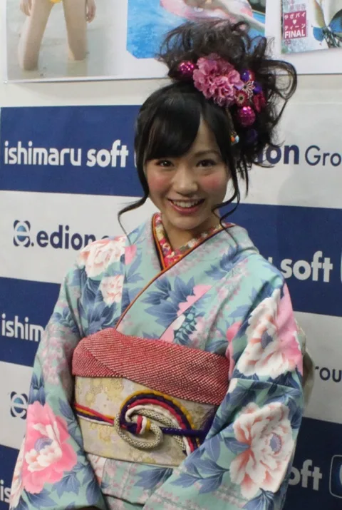 谷澤恵里香