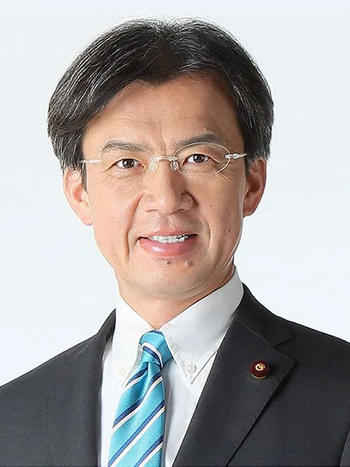 秋葉賢也
